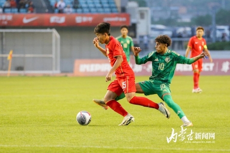 Trực tiếp U16 Việt Nam 1-1 U16 Ả Rập Xê Út: Quang Khôi lập công