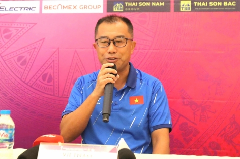 HLV Nhật Bản: 'U19 Việt Nam quyết giữ sạch lưới trước Thái Lan'