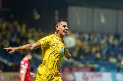 Hậu vệ Brazil viết tâm thư rời đội bóng V-League
