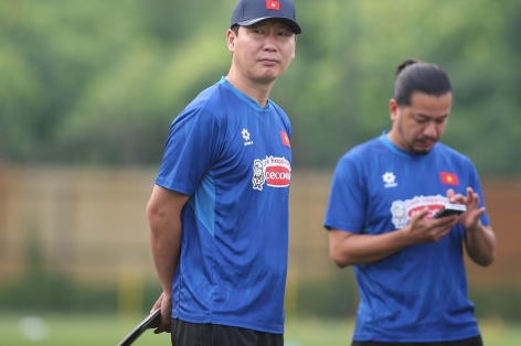 HLV Kim Sang Sik loại hàng loạt cầu thủ U23 Việt Nam