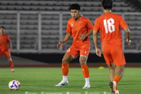 Video: U23 Việt Nam cạnh tranh quyết liệt cho suất đá chính ở giải Đông Nam Á
