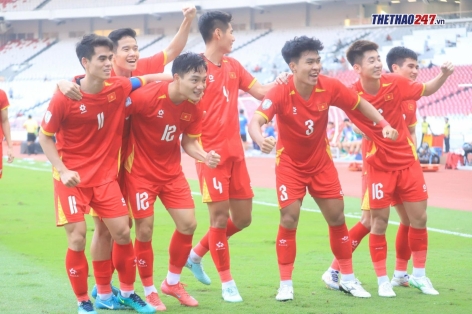 Trực tiếp U23 Việt Nam 2-1 U23 Philippines: Xuân Bắc nâng tỉ số
