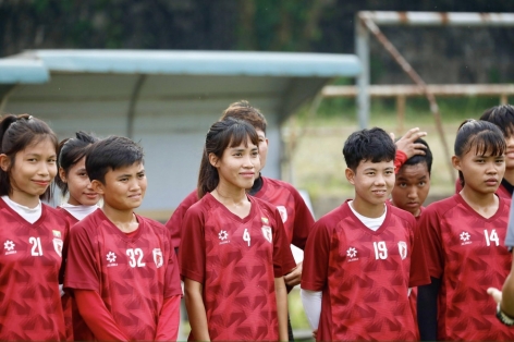 Myanmar vs Úc: Bất ngờ xảy ra