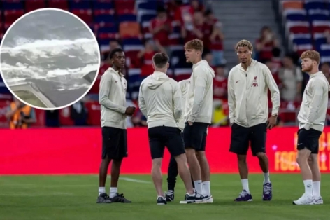 Liverpool nhận cảnh báo khẩn cấp vì sóng thần ở Nhật Bản