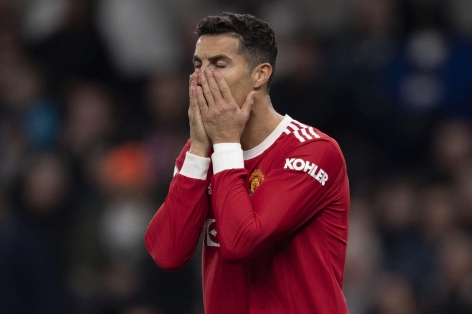 MU gây tranh cãi lớn khi đưa ra 'lệnh cấm Ronaldo'