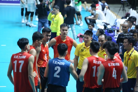 Tử thần ở SEA Games 32 gõ cửa, bóng chuyền nam Việt Nam thành cựu Á quân