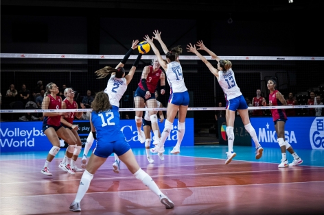 Trực tiếp bóng chuyền nữ Serbia 2-2 Mỹ: ĐKVĐ thế giới đụng độ HCV Olympic