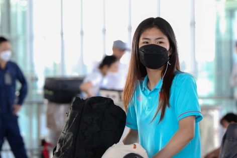 VIDEO: ĐT nữ Việt Nam bay sang châu Âu tập huấn