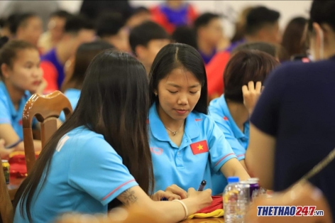 Huỳnh Như chưa trở lại Lank FC