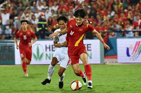 Lịch thi đấu AFF Cup hôm nay 3/1: ĐT Việt Nam giành vé đi tiếp?