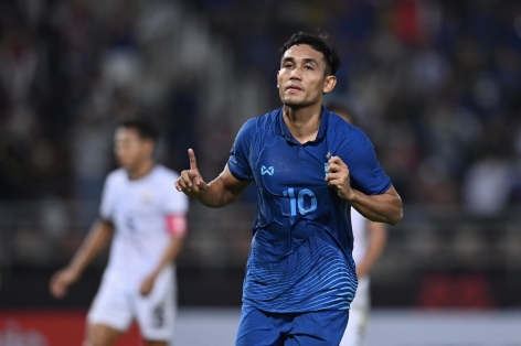 Đánh bại Campuchia, Thái Lan vào bán kết AFF Cup 2022 với ngôi đầu bảng