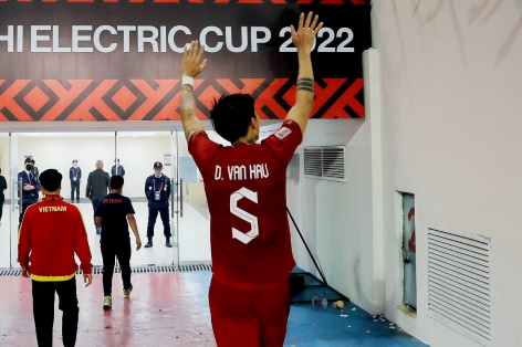 Đoàn Văn Hậu nhân đôi niềm vui ngày ĐT Việt Nam vào chung kết AFF Cup