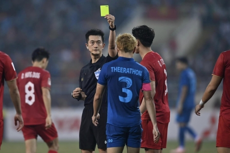 Theerathon muốn AFF Cup có VAR sau tranh cãi với ĐT Việt Nam