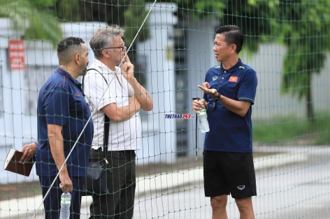 HLV Hoàng Anh Tuấn: 'U23 Việt Nam của HLV Troussier và tôi có lối chơi phù hợp'