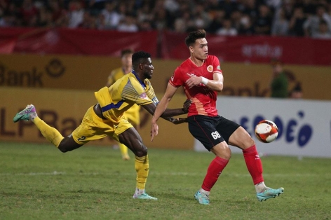 Trực tiếp CAHN vs SLNA, 19h15 hôm nay 18/1