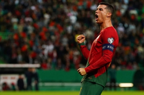 Không thể cản bước, Ronaldo chính thức tạo nên thành tích vĩ đại bậc nhất lịch sử