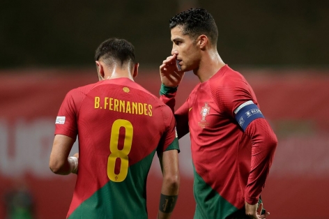 Bruno Fernandes bất đồng chính kiến với Cristiano Ronaldo