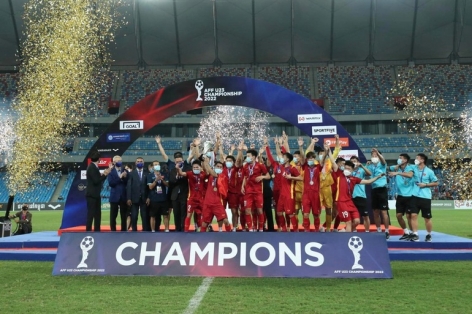 CHÍNH THỨC: Bóng đá Việt Nam 'xô đổ niềm tự hào' của đại kình địch Thái Lan