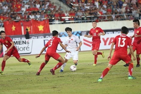 VIDEO: Đánh bại 'hàng xóm tốt', ĐT Việt Nam khởi đầu như mơ tại AFF Cup 2018