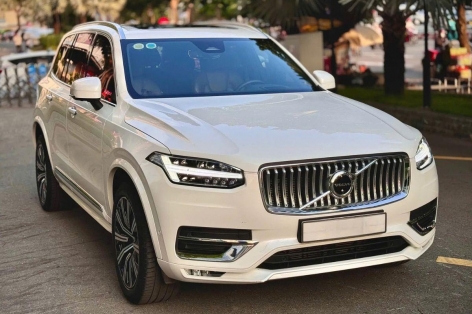 Ngỡ ngàng giá bán của Volvo XC90 2023 ‘siêu lướt’ sau 1 năm lăn bánh