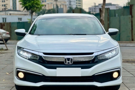 Lăn bánh 4 năm, Honda Civic 2020 được rao bán với giá bao nhiêu?