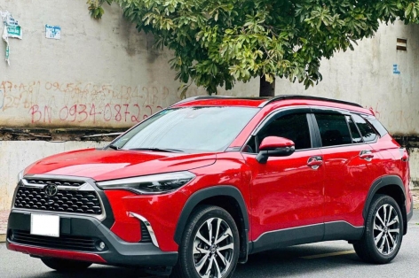 Toyota Corolla Cross 2022 lăn bánh 2 năm lên sàn xe cũ với giá khó tin