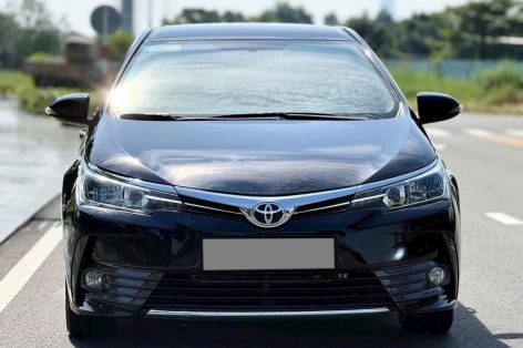 Toyota Corolla Altis 2018 rao bán với giá khó tin sau 6 năm sử dụng