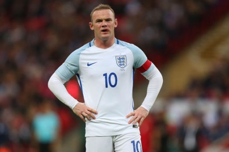 Rooney lên tiếng bảo vệ các cầu thủ tuyển Anh