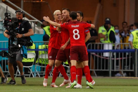 Shaqiri tỏa sáng mang về chiến thắng kịch tính cho Thụy Sĩ