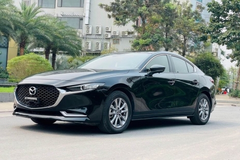 Chỉ sau 1 năm lăn bánh, Mazda3 'siêu lướt' đã rao bán lại với mức giá ngỡ ngàng