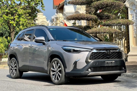 Ngỡ ngàng giá rao bán của Toyota Corolla Cross 2021 sau 3 năm lăn bánh tại Việt Nam