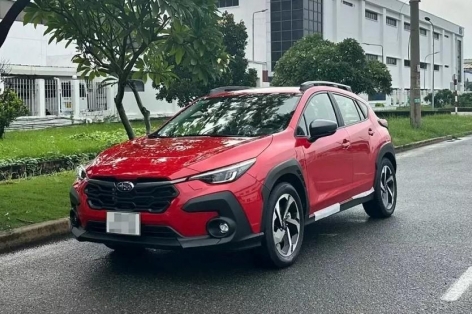 Lộ hình ảnh Subaru Crosstrek chạy thử trên đường phố Việt, ngày ra mắt đã gần kề