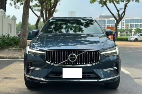 Sử dụng 1 năm, Volvo XC60 Recharge Ultimate 2023 chạy lướt lên sàn xe cũ với giá khó tin