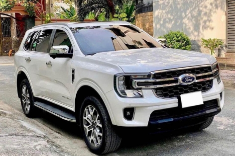 Lăn bánh 1 năm, SUV 7 chỗ Ford Everest 2023 đã lên sàn xe cũ với giá ngỡ ngàng