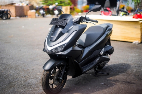 Lô Honda PCX 160 2025 đầu tiên đã cập bến thị trường Việt