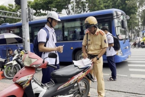 Bài học đắt giá: Giao xe cho con chưa đủ điều kiện lái xe có thể phải ngồi tù