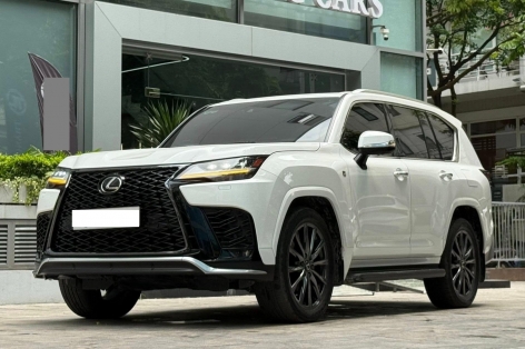 Lăn bánh 1 năm, SUV hạng sang Lexus LX 600 F Sport 2023 bán lại với giá thế nào?