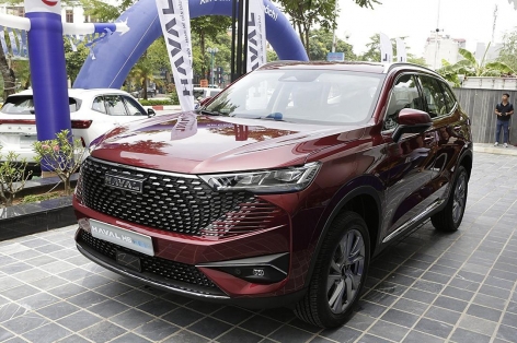 Xe hybrid Trung Quốc đua nhau khoe khả năng đi xa với một bình xăng và đầy pin