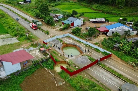 Bắc Kạn: Dừng tìm kiếm nạn nhân nghi rơi xuống 'hố tử thần' sau hơn nửa tháng nỗ lực