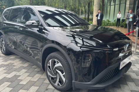 MPV điện VinFast Limo Green tiếp tục lộ diện: Nội thất 7 chỗ rộng rãi, hướng đến sự thực dụng