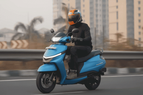 Xe tay ga Ấn Độ giá rẻ được đăng ký kiểu dáng tại Việt Nam, trang bị tiện nghi vượt phân khúc