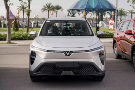 Sau khi nhận xe, người dùng VinFast Limo Green có thể nâng cấp những tính năng nào để tối ưu hiệu quả sử dụng?