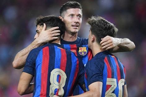 Trực tiếp Barca vs Sevilla: Lewandowski dẫn dắt hàng công, Gavi trợ chiến