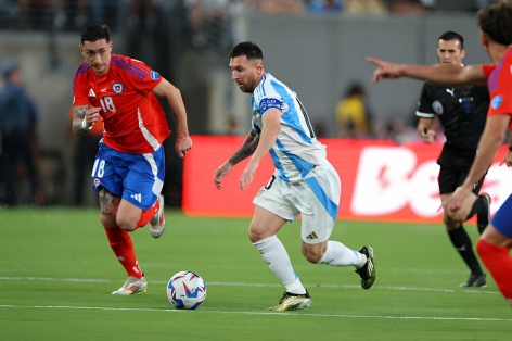 Trực tiếp Chile 0-0 Argentina: Thế trận một chiều