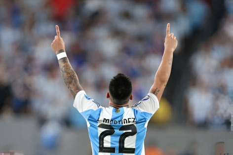 Kép phụ tỏa sáng, Argentina sớm giành vé vào tứ kết Copa America