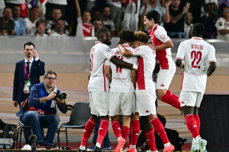 Trực tiếp Monaco 1-1 Barcelona: Yamal tỏa sáng