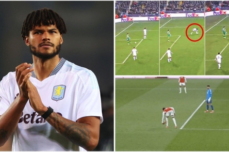 'Cầm bóng' giống Gabriel, Tyrone Mings khiến Aston Villa chịu phạt đền