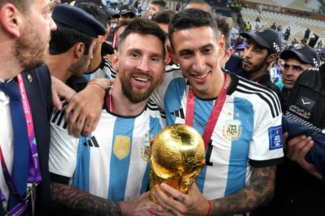 Di Maria nói lời 'gan ruột' về Messi