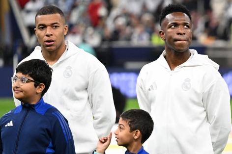 Vinicius tuyên bố bất ngờ về quan hệ với Mbappe