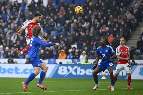 Trực tiếp Arsenal 1-0 Leicester: Bàn mở tỷ số